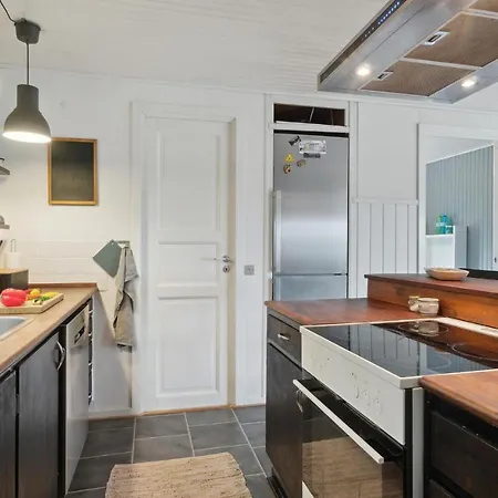 Stunning In With Wifi And 4 Bedrooms *